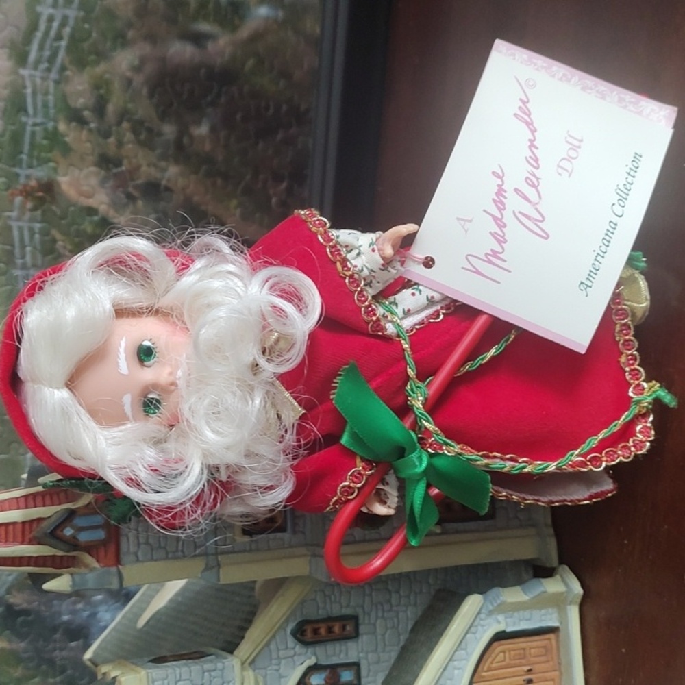 Santa/Madame Alexander Doll